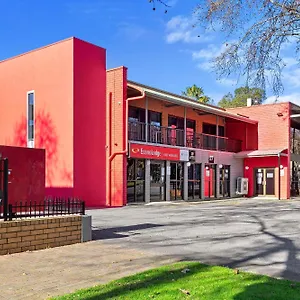 Lodge Econo East, Adelaida