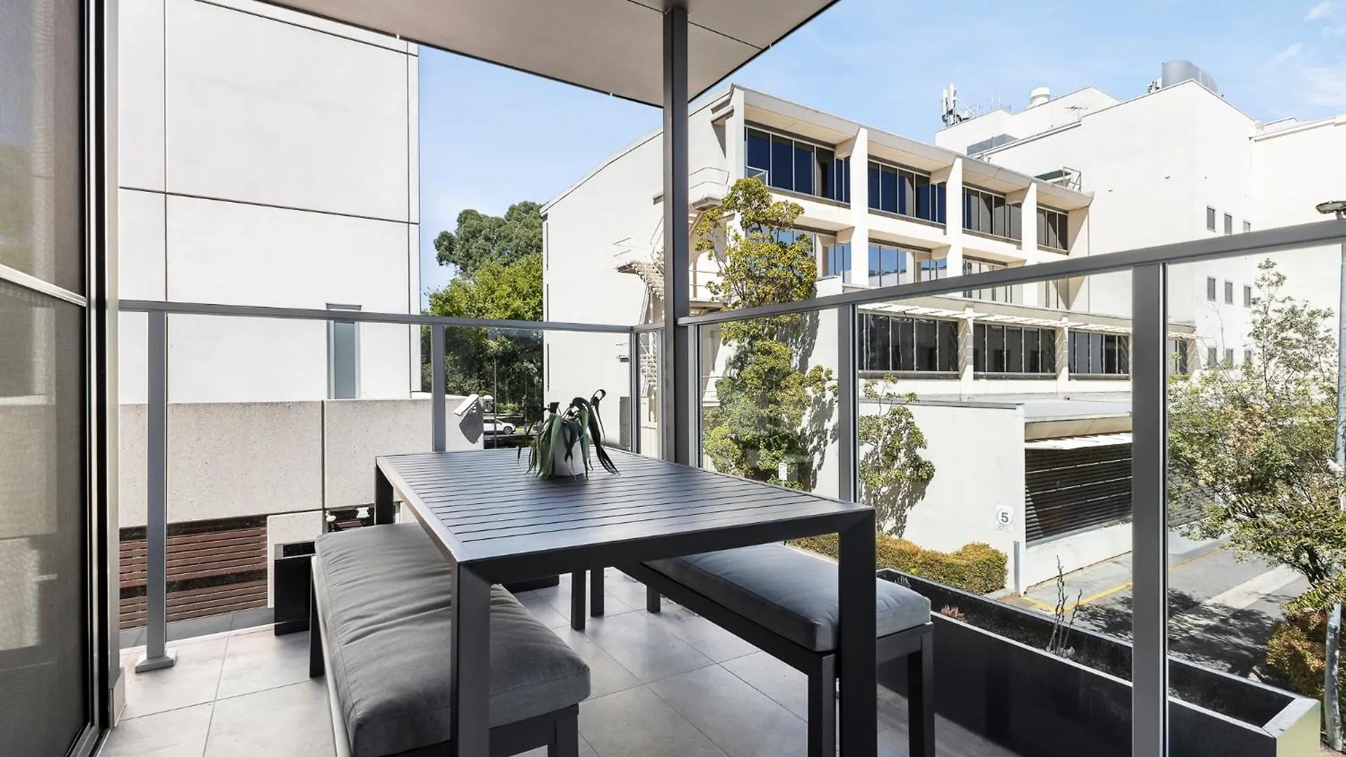 Stafford St Apartments By Urban Rest Adelaide